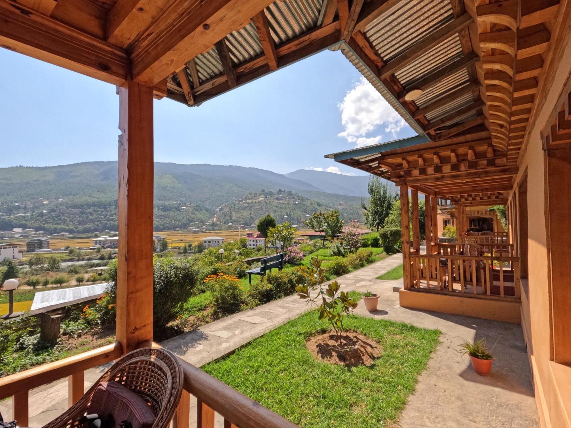Rema Resort Paro Luaran gambar